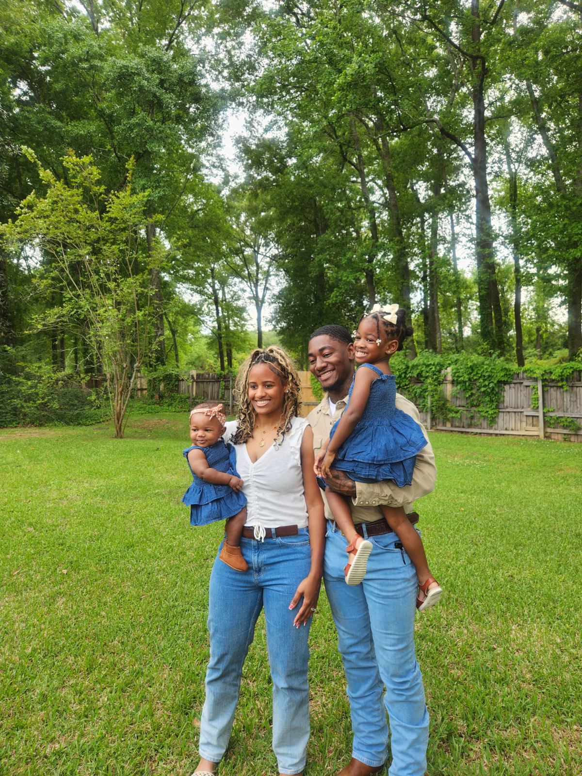 The founders of Kawnaturals with their family